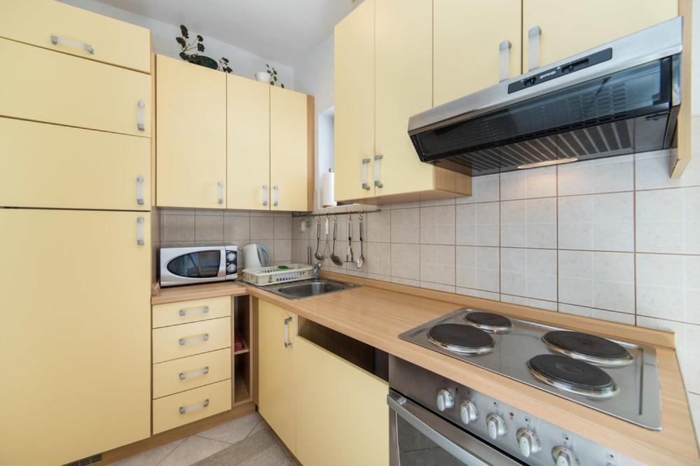 Apartments Dominko Brist Extérieur photo